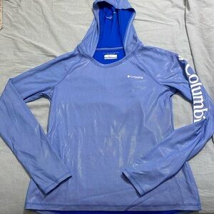 Women’s XS Columbia Omni-shade Sun Protection Blue and White Outdoor Shirt